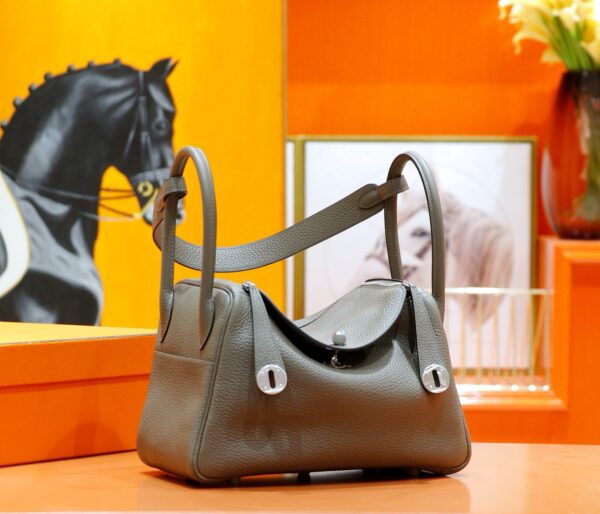 DR96 Factory Lindy Togo Leather Tinware Grey Silver Hardware 26cm Full Handmade